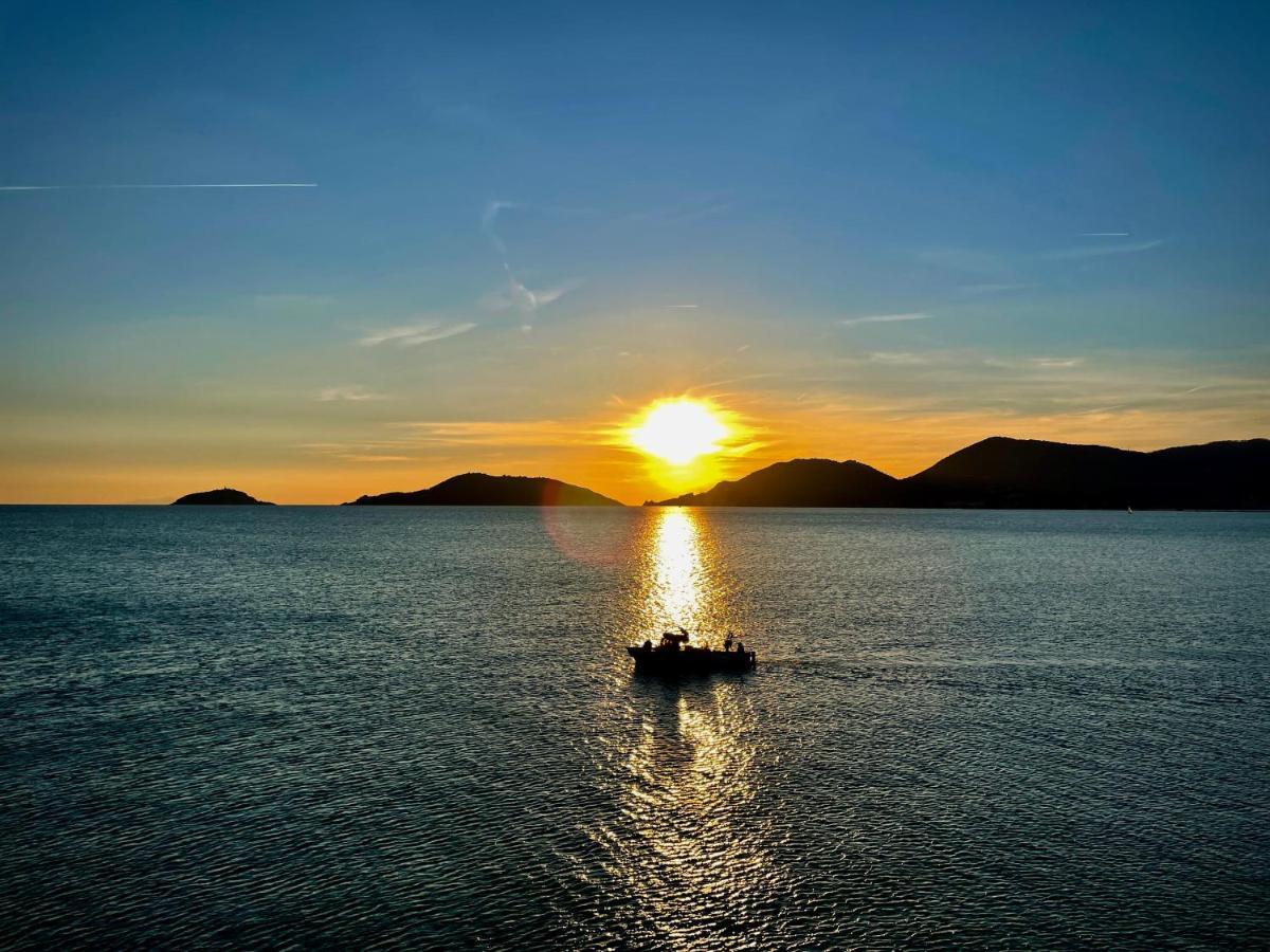 L'Angolo dei Poeti  Lerici Esterno foto